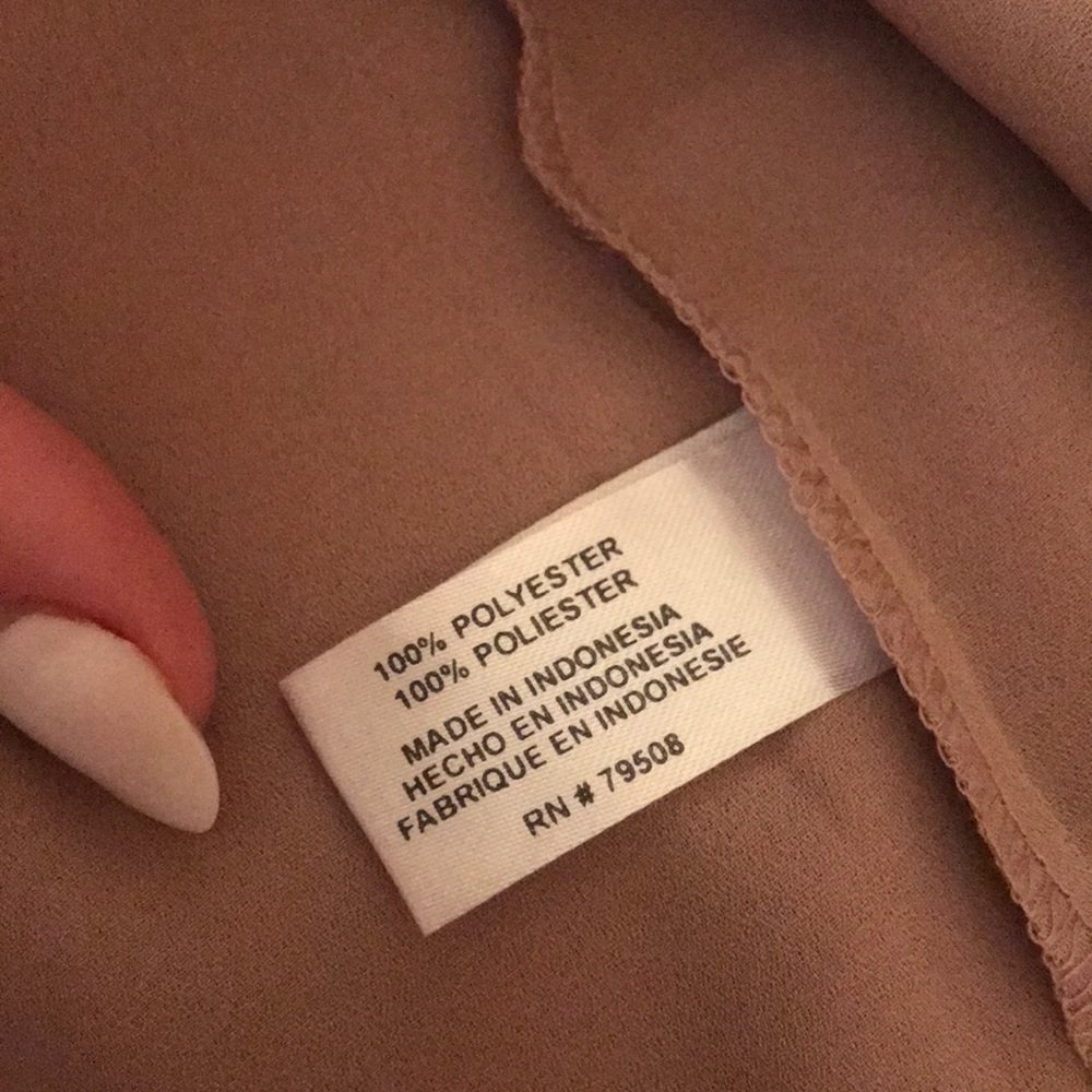 NEW w/o a tag gorgeous long sleeves beige blouse - Picture 5 of 5